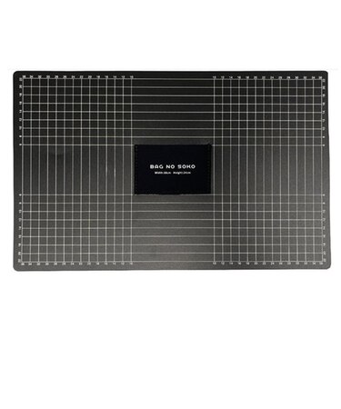 【当商品送料無料】バッグ 底板 フェルト生地 通販 眼線入り フェルト シークレットポケット 隠しポケット ポケット 簡単にカット 使いやすい