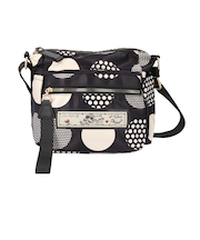 【当該商品送料無料】lyre ライル バッグ ショルダーバッグ G2248 通販 ショルダーバック ショルダー 肩掛け 斜めかけ ななめかけ 軽量