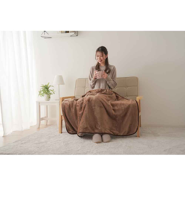 【当該商品送料無料】ひざ掛け 暖かい 通販 ブランケット 毛布 腰巻 腰巻き アルミ入り あったか 寒さ対策 アルミシート入り 暖かグッズ