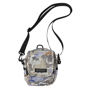 【当商品送料無料】KiU キウ ショルダーバッグ 600D 通販 ショルダーバック ショルダー 肩掛け 斜めかけ ななめ掛け ポケット