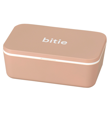 【当商品送料無料】ランチボックス 1段 通販 日本製 弁当箱 お弁当箱 容量600ml レンジ対応 仕切り付き スクエアランチボックス 食洗機対応