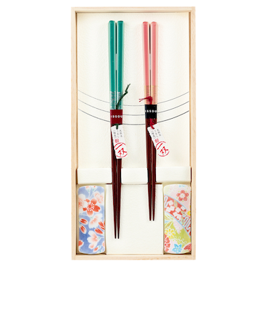 【当商品送料無料】イシダ 夫婦箸 ほのか 通販 日本製 ペア 箸 ギフト 箸置き セット 桐箱入り お箸 漆塗り めおと箸 お祝い めおとばし