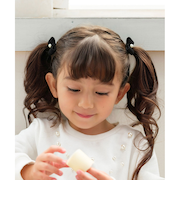 【当商品送料無料】Rora ヘアクリップ キッズ 2個セット 通販 ベル ミニ リボン パール ベルベット ヘアークリップ 髪どめ 髪留め