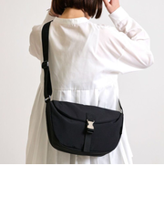 【当商品送料無料】lizdays リズデイズ ショルダーバッグ lz-70519 通販 斜めがけバッグ フラップバッグ ハーフムーンバッグ 肩掛け