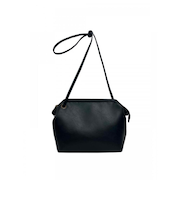 【当商品送料無料】lafiel バッグ 通販 ラフィール 斜め掛けバッグ ショルダー 肩掛け ショルダーバッグ レディース 軽量 軽い 合皮