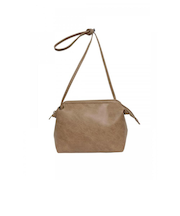 【当商品送料無料】lafiel バッグ 通販 ラフィール 斜め掛けバッグ ショルダー 肩掛け ショルダーバッグ レディース 軽量 軽い 合皮