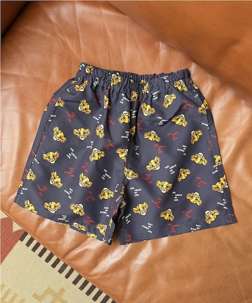 【別注】ディズニー総柄プリントハーフパンツ