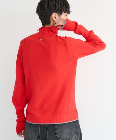 タートルスリットニット