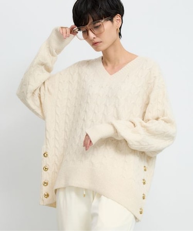 サイドボタンケーブルニット