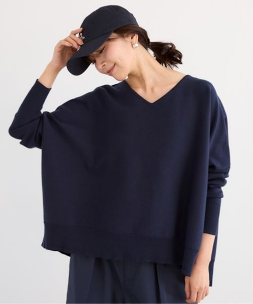 ソフトVネックボリュームニット