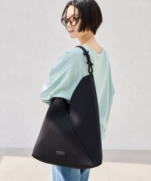 パンチングワンハンドルバッグ