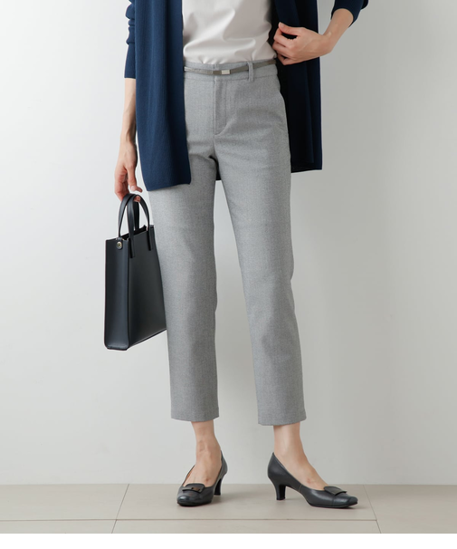 ストレッチシャーク テーパードパンツ