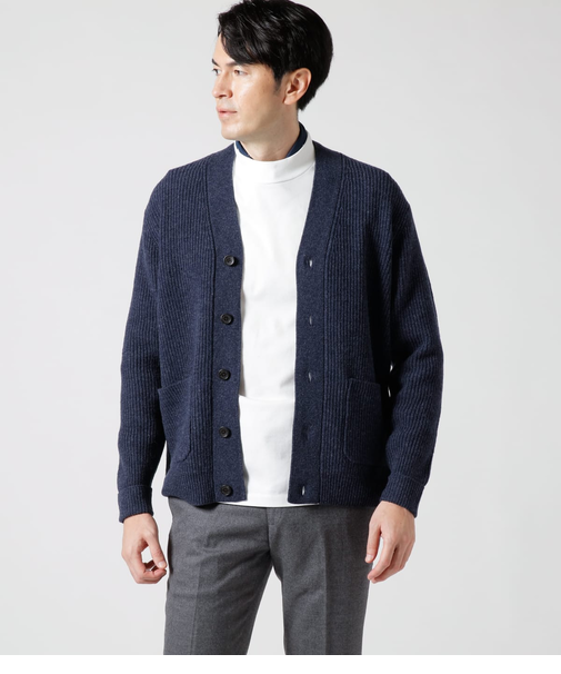 片畦 Vネックカーディガン