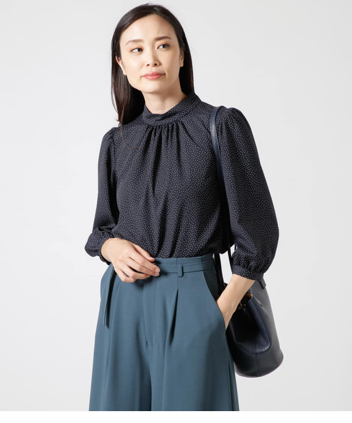 ミニドットプリント ハイネック7分袖ブラウス