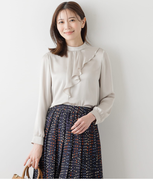 ポリエステルサテン アシンメトリーフリルブラウス