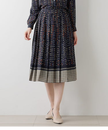イルミネーション＆チェックパネルプリント プリーツスカート