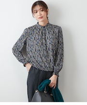 ポリエステル強撚スムース ランダムレーンプリント ハイネックプルオーバー