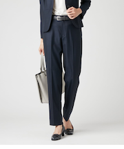 ウールシルクシャークスキン テーパードパンツ