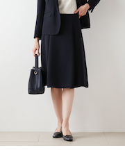 ひざ丈スカート