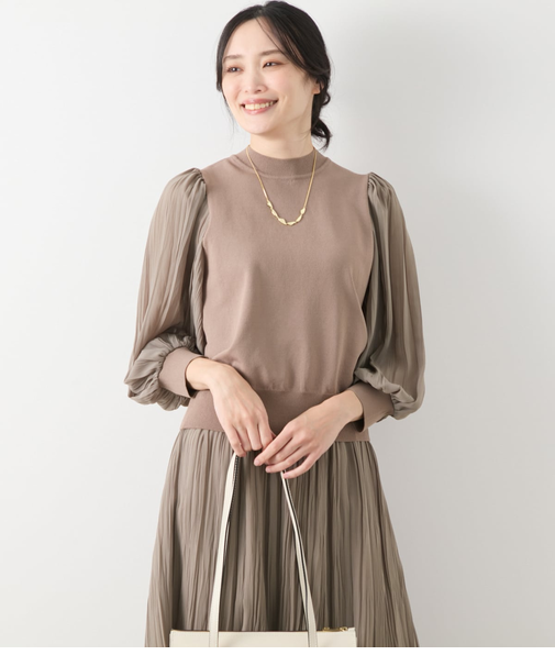 袖切替えニットプルオーバー