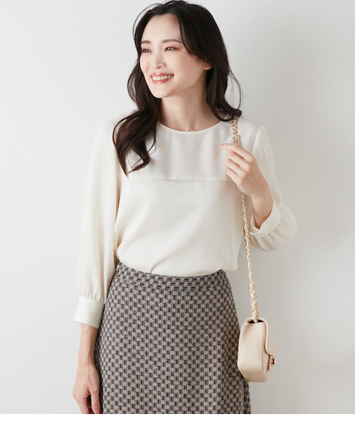 ビスコースストライプ 胸切替えブラウス