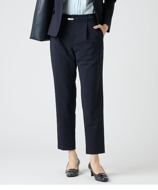 ウォッシャブルストレッチ タックテーパードパンツ