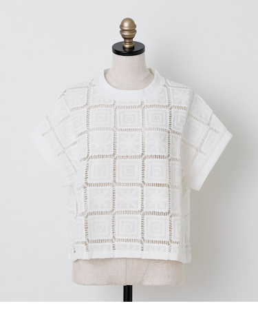 Square Embroidery Lace ブラウス