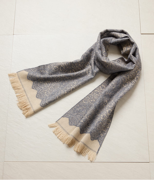 P.CORNILLON(ピー・コルニヨン) レースマフラー