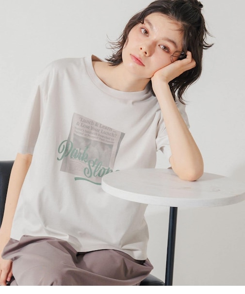 【滑らかな肌触り・着回し】NEWS PAPER グラフィックTシャツ
