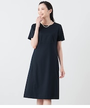 ウールシルクシャドー千鳥 パネル切替え半袖ワンピース