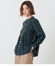 ダイヤ小紋プリント タックブラウス