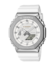 【G-SHOCK】 「PRECIOUS HEART SELECTION 2025」 GM-2110SH-7AJF クォーツ