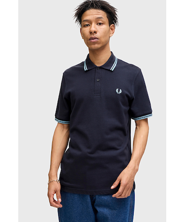 The Fred Perry Shirt - M12