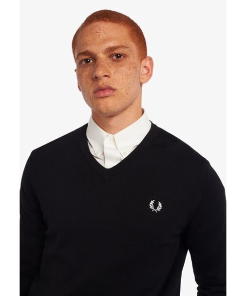 Classic V-Neck Jumper - K9600
