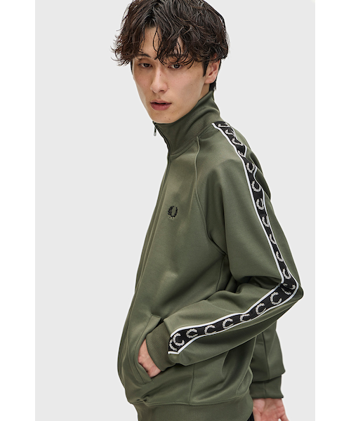 Taped Track Jacket - J4620｜フレッドペリーの通販｜&mall