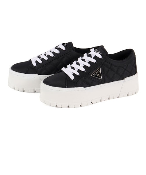 GUESS ゲス TESIE プラットフォームスニーカー ブラック