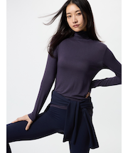 ヒートテックウルトラライトタートルネックT