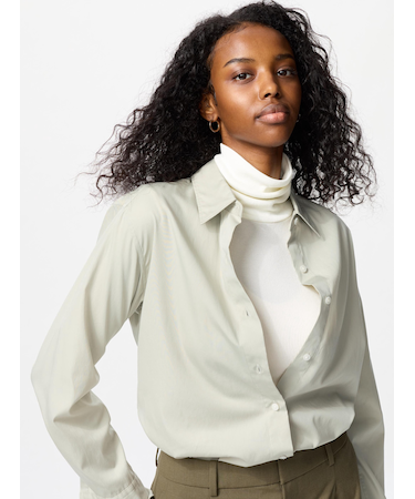 極暖ヒートテックシームレスリブタートルネックT