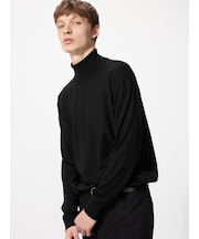 メリノタートルネックセーター