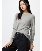 カシミヤクルーネックセーター