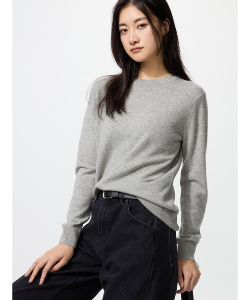 カシミヤクルーネックセーター