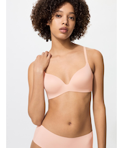 ワイヤレスブラ/3Dホールド