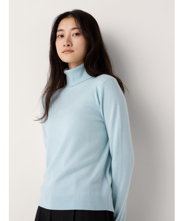 カシミヤタートルネックセーター