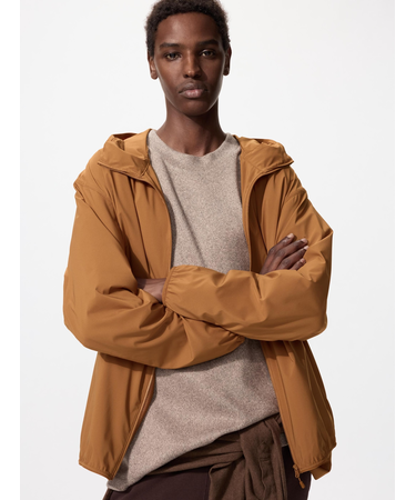 ポケッタブルUVカットパーカ/NANODESIGN