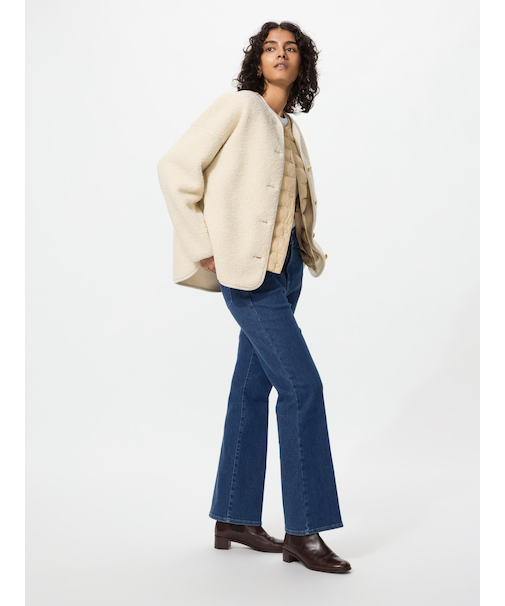 スリムフレアトラウザージーンズ