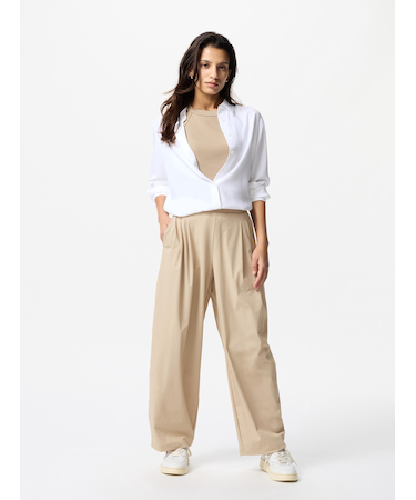 ウルトラストレッチアクティブワイドパンツ丈短め