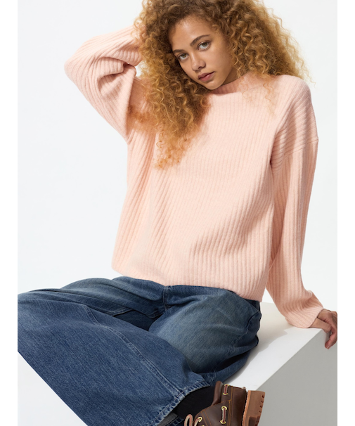 スフレヤーンモックネックセーター