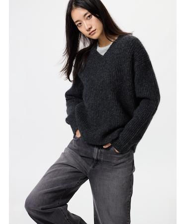 フラッフィVネックセーター