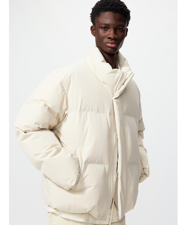 シームレスダウンジャケット