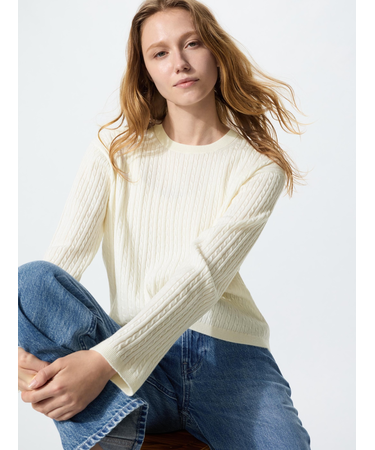 ミニケーブルクルーネックセーター